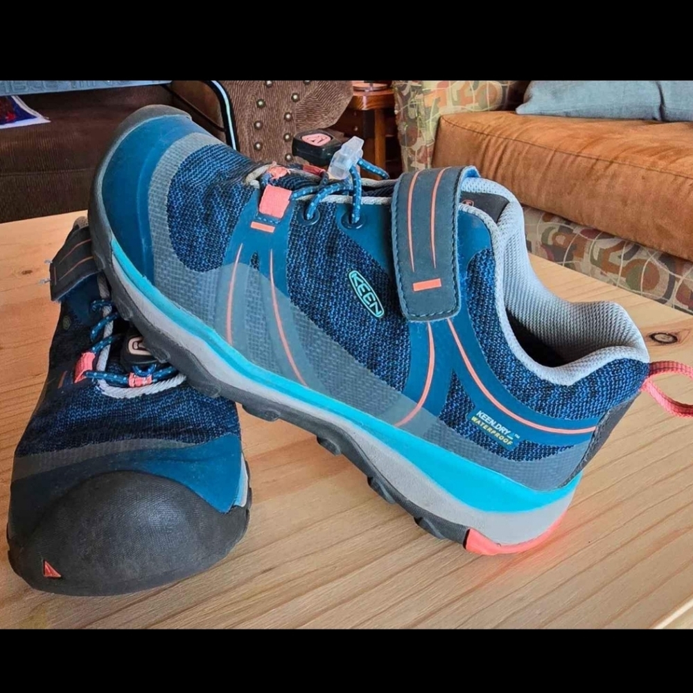 KEEN Kids Vibrant Blue and Coral Sneakers